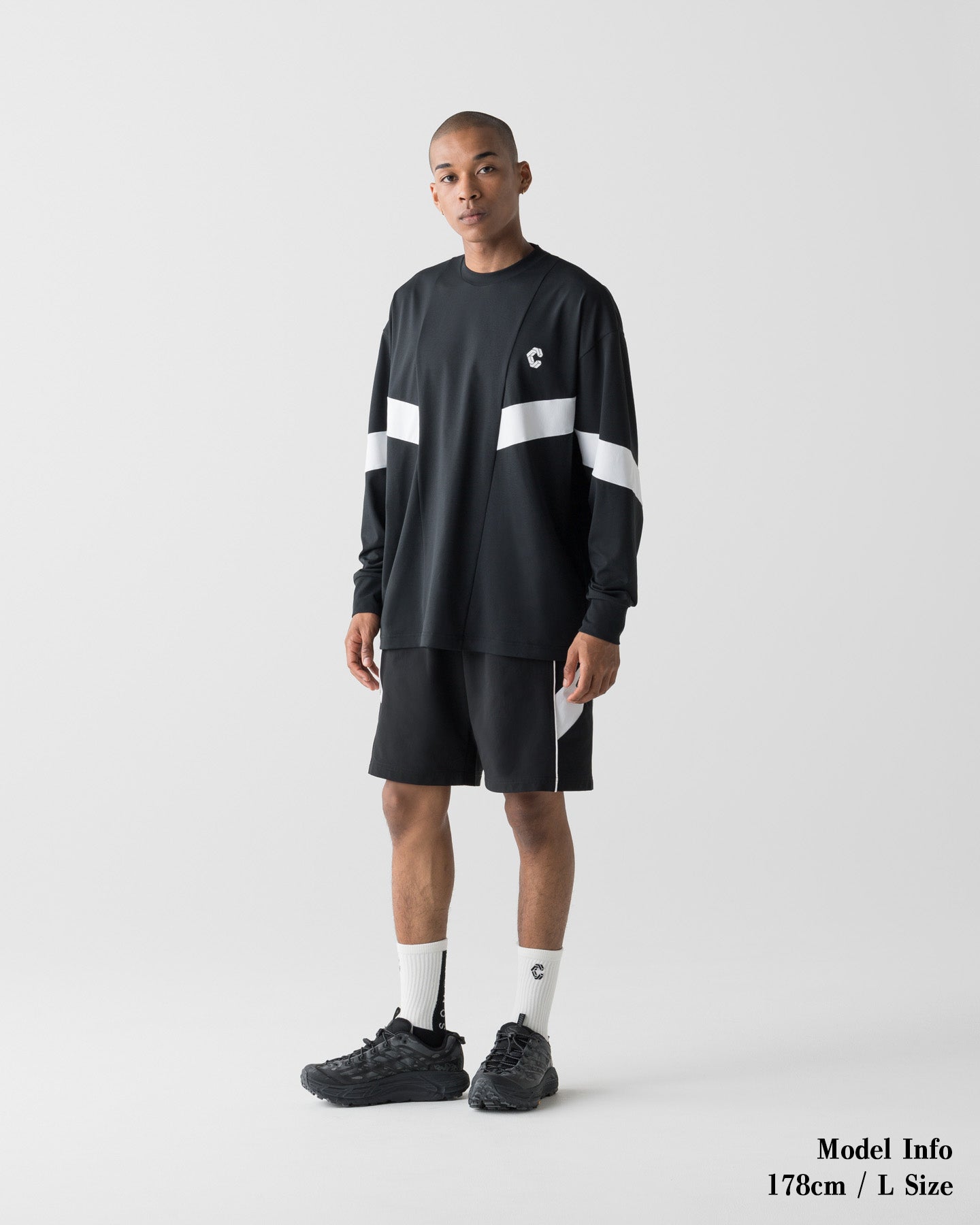 CRONOS SWITCH COOL TOUCH SHORTS【BLACK】