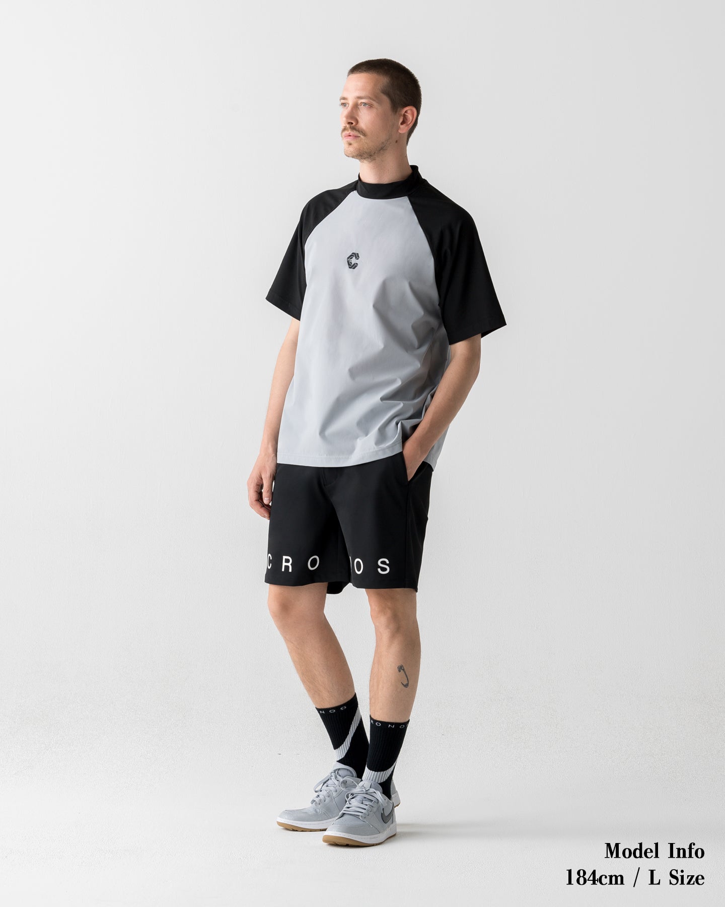 CRONOS BLACK SWITCHING MOCK NECK【BLACK×GRAY】