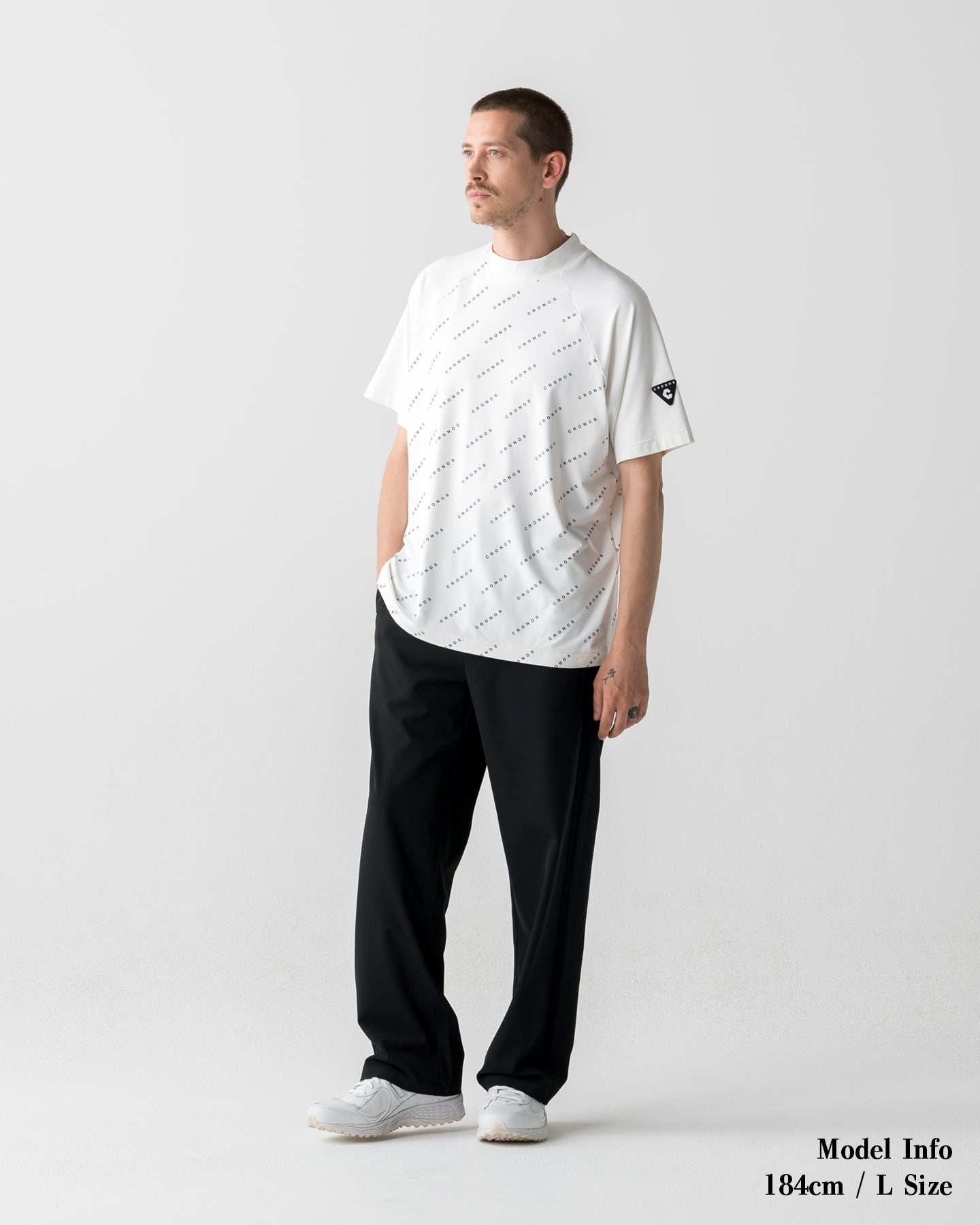 CRONOS BLACK MONOGRAM MOCK NECK【WHITE】