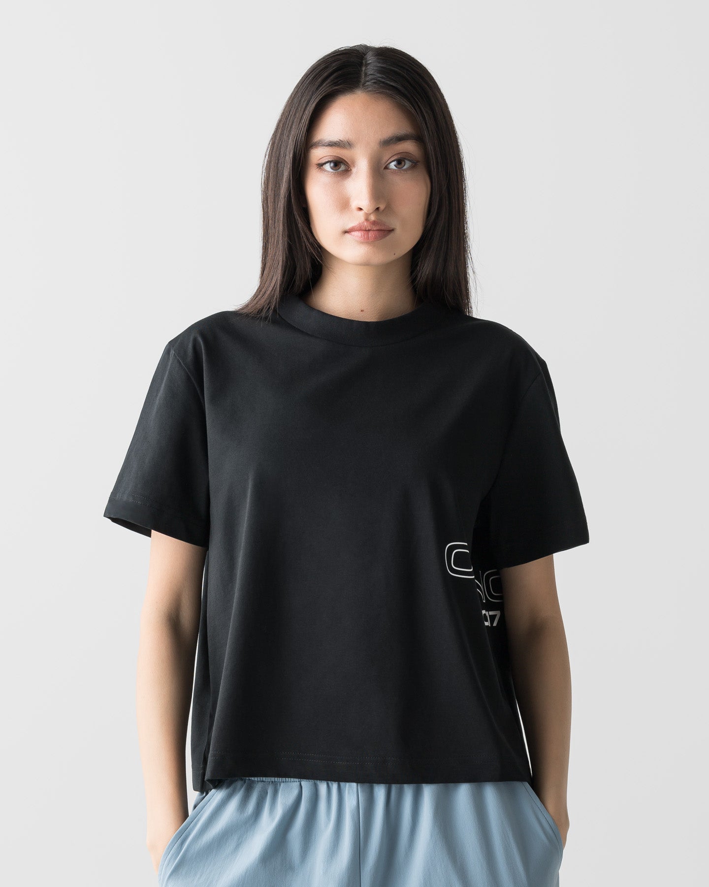 WOMEN'S TOPS