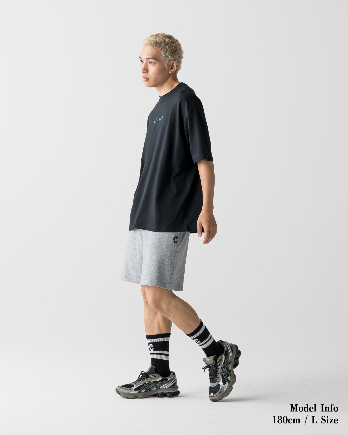 CRONOS BASIC SWEAT SHORTS【M.GRAY】