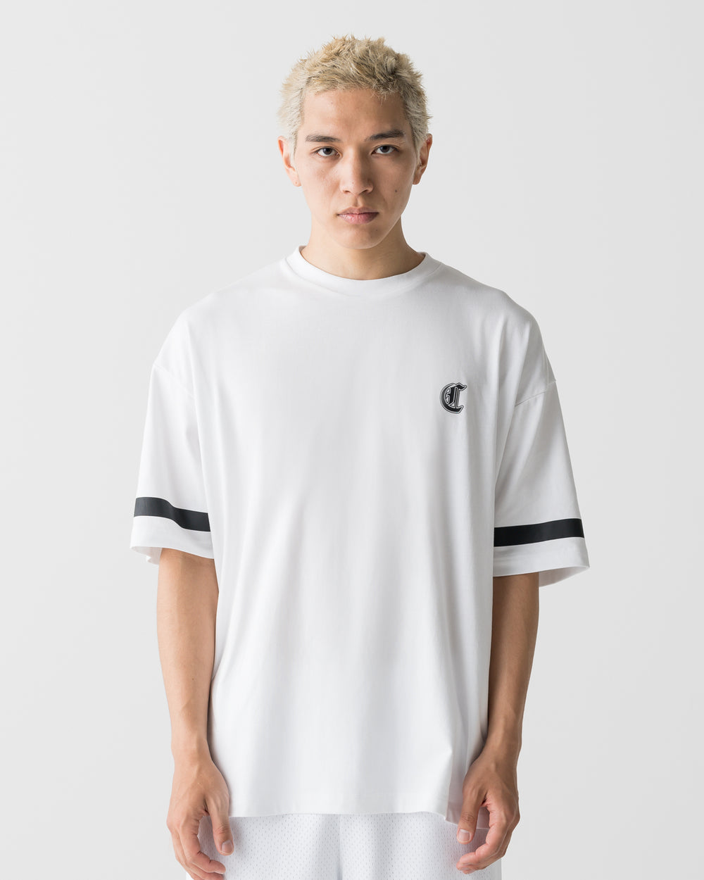 CRONOS BLACKLETTER CIRCLE S/S TEE【WHITE】