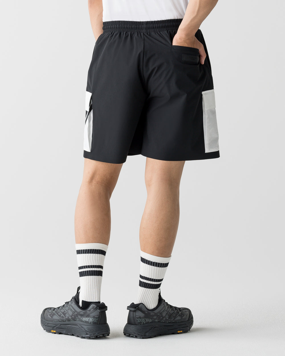 CRONOS SWITCH LINE CARGO SHORTS【BLACK×WHITE】