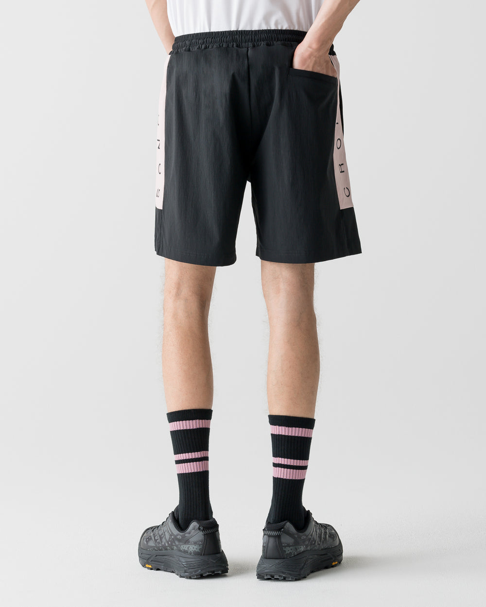 CRONOS AIRFLOW BOX LOGO SHORTS【BLACK×PINK】
