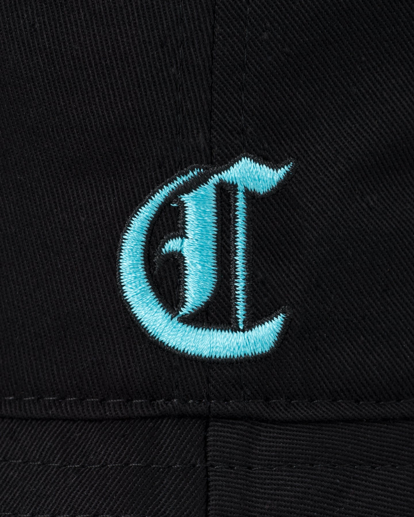 CRONOS LOOP LOGO BUCKET HAT【BLACK×T.BLUE】
