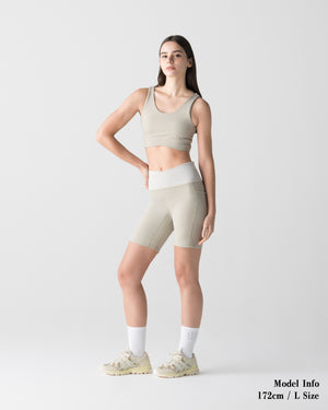 CRONOS WOMEN ESSENTIAL HALF LEGGINGS【BEIGE】