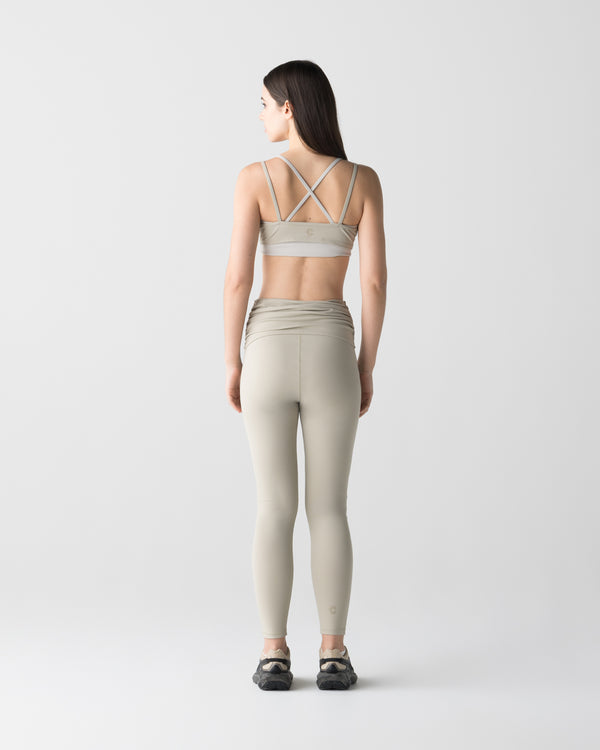 CRONOS WOMEN FORM LEGGINGS【BEIGE】