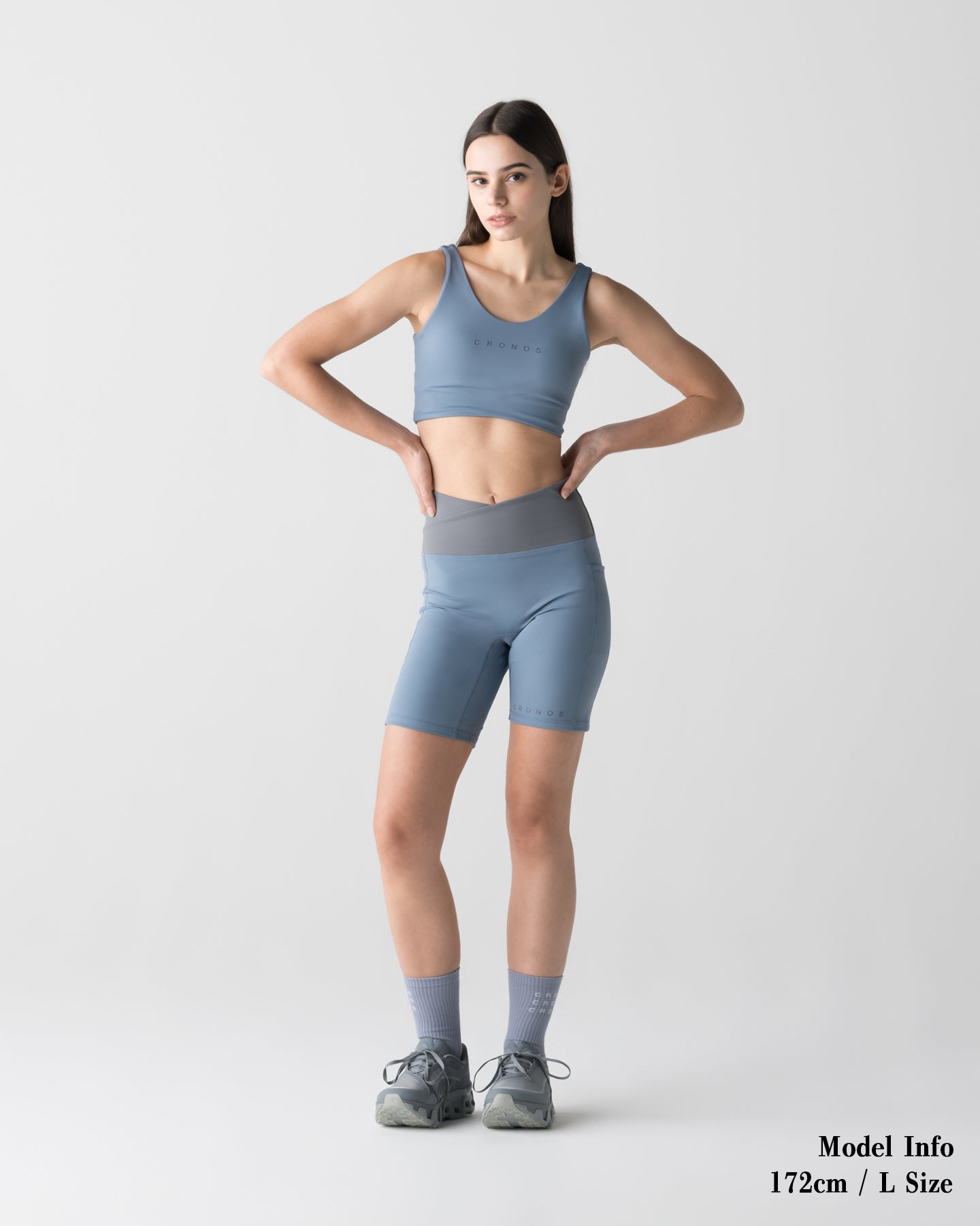 CRONOS WOMEN ESSENTIAL HALF LEGGINGS【BLUE】