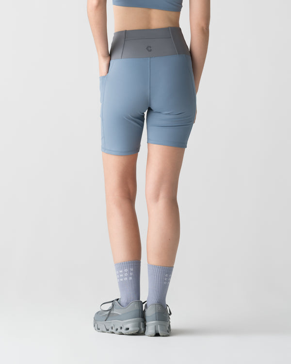 CRONOS WOMEN ESSENTIAL HALF LEGGINGS【BLUE】