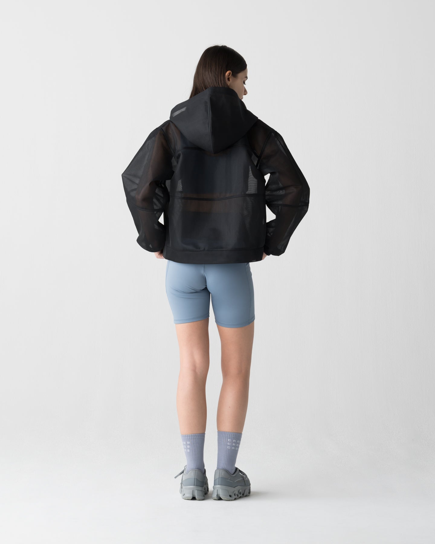 かずみCRONOS ブラック パーカー CRONOSピンク　ジャケット CRONOS WOMEN LIGHTWEIGHT ZIP HOODIE【BLACK】