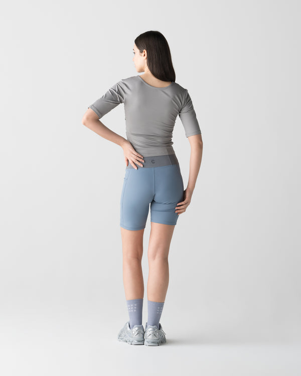 CRONOS WOMEN ESSENTIAL HALF LEGGINGS【BLUE】