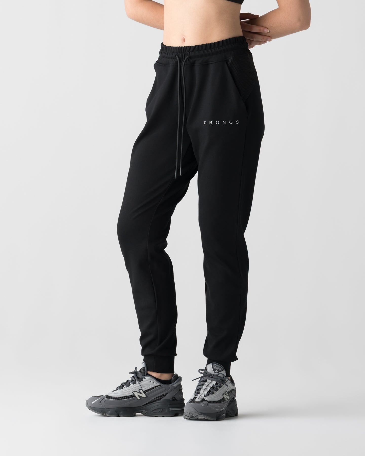 WOMEN'S BOTTOMS