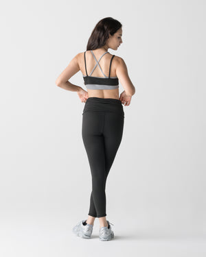 CRONOS WOMEN FORM BRA TOP【BLACK】