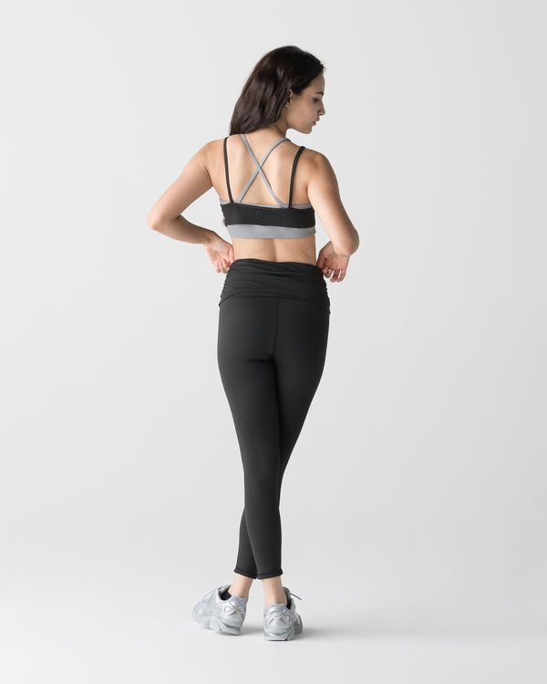 CRONOS WOMEN FORM BRA TOP【BLACK】