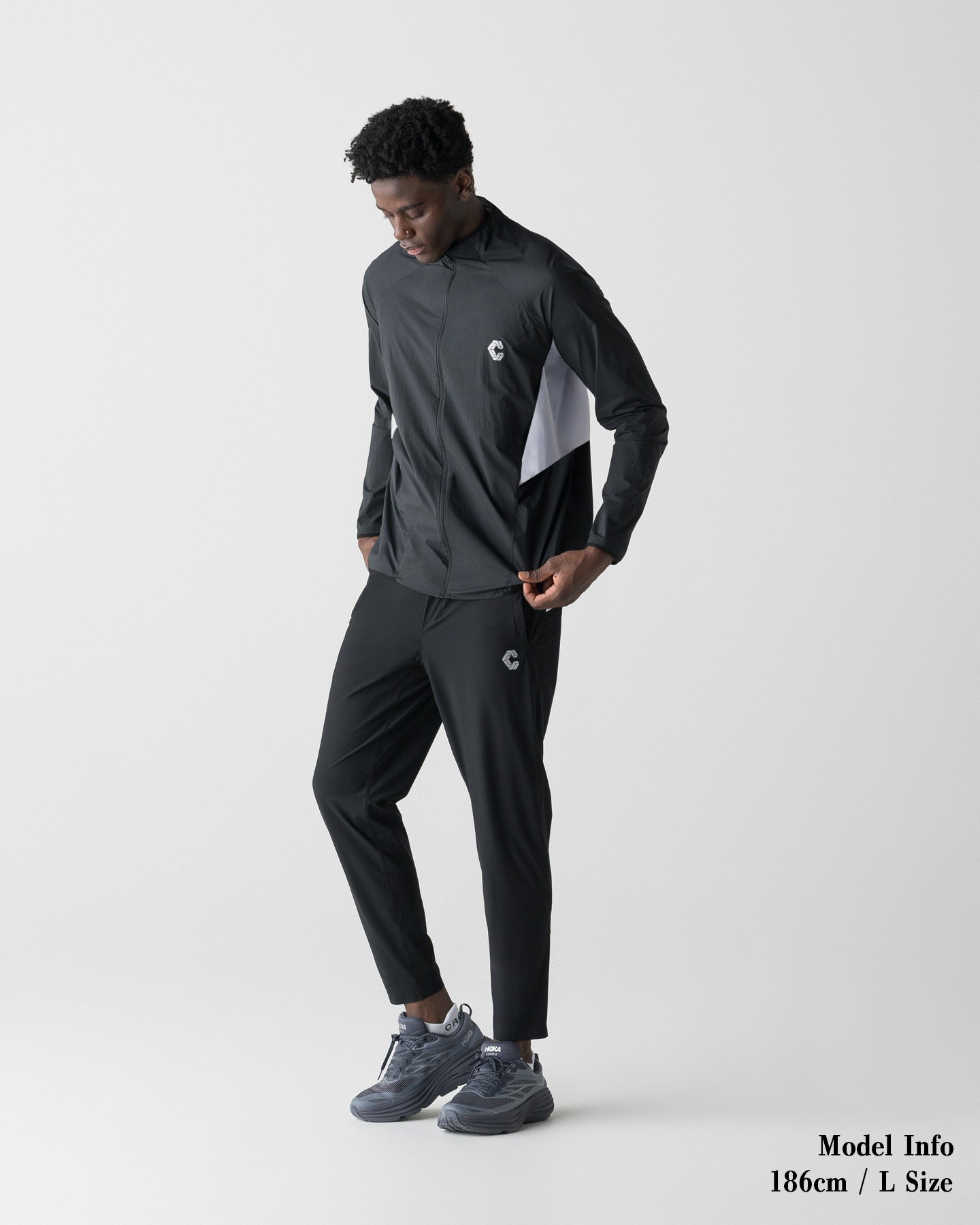 CRONOS RUN LIGHT SHELL JACKET【BLACK】
