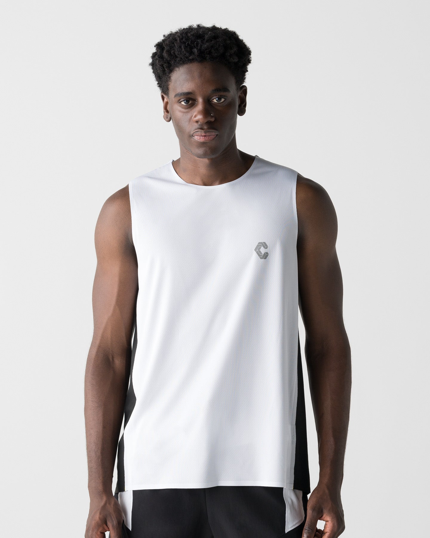 CRONOS RUN LIGHT SLEEVELESS【WHITE×BLACK】
