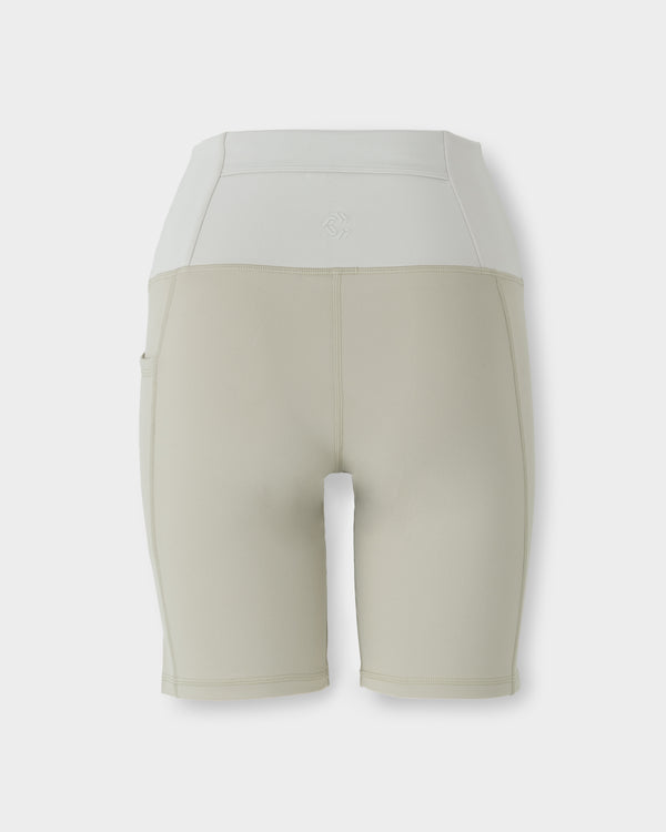 CRONOS WOMEN ESSENTIAL HALF LEGGINGS【BEIGE】