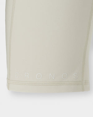 CRONOS WOMEN ESSENTIAL HALF LEGGINGS【BEIGE】
