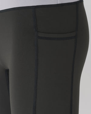CRONOS WOMEN ESSENTIAL HALF LEGGINGS【BLACK】