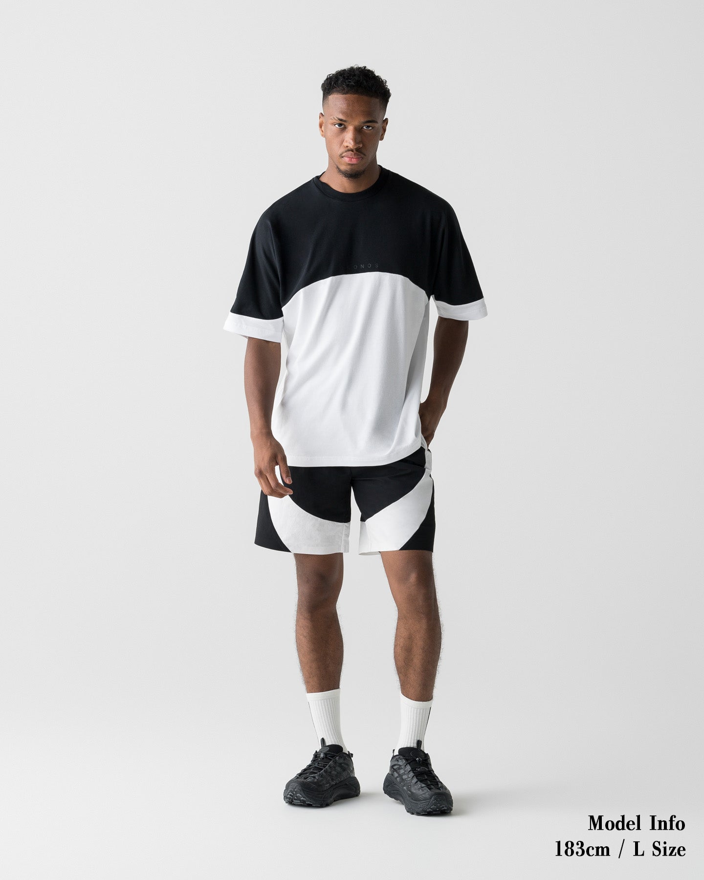 CRONOS VECTOR SHORTS【BLACK×WHITE】