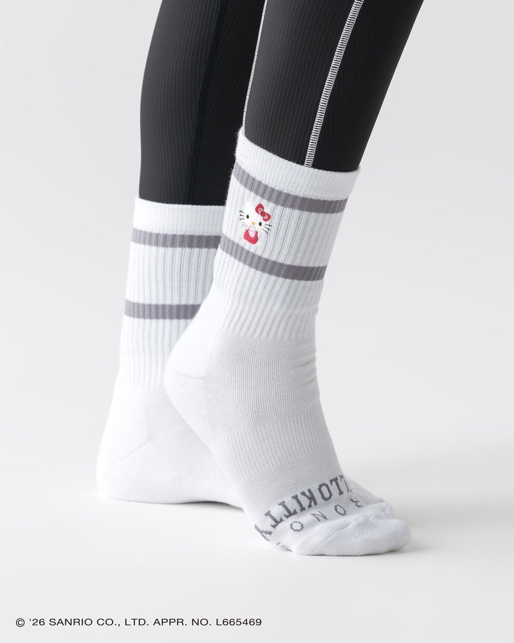 CRONOS × HELLO KITTY SOCKS【WHITE】