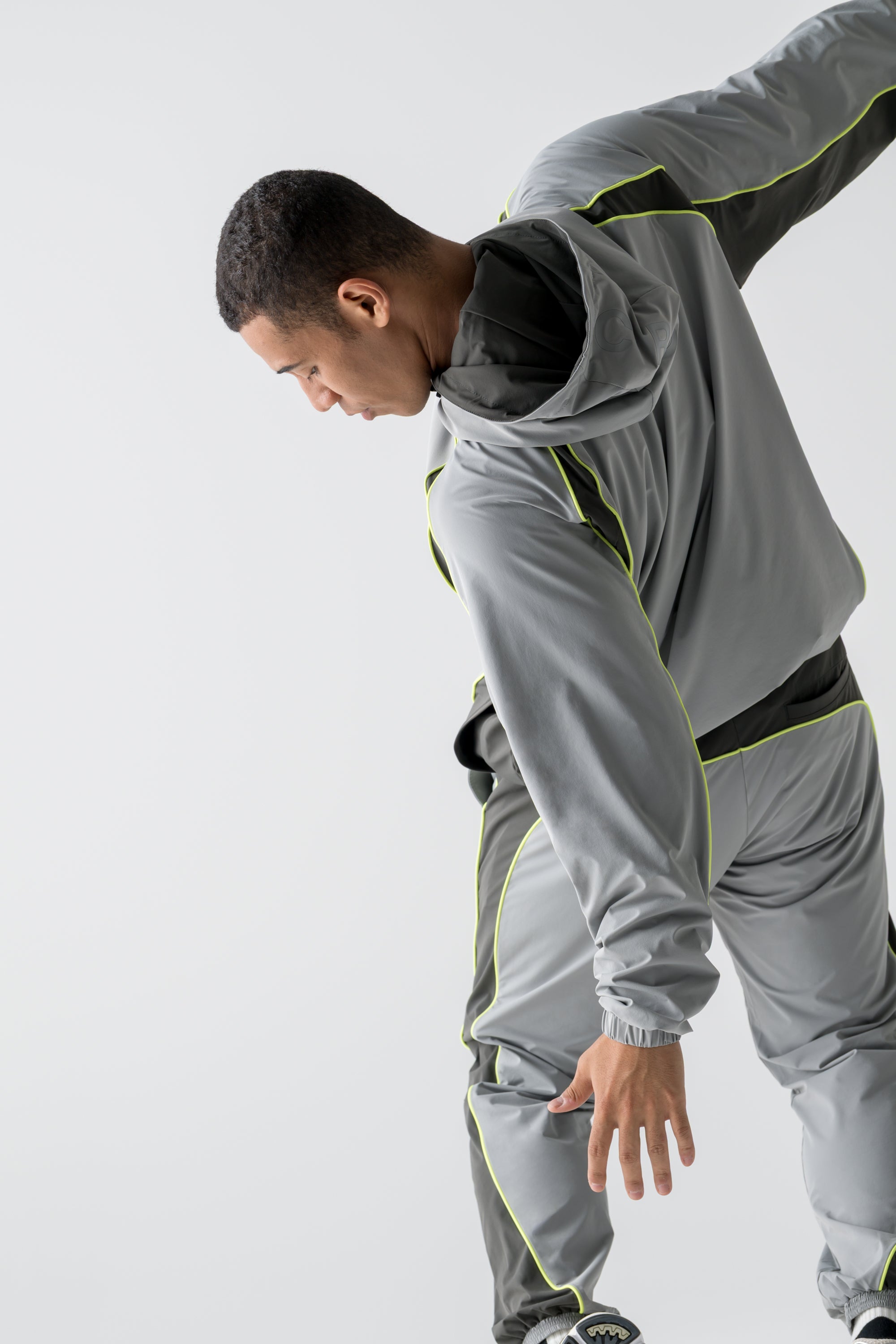 CRONOS MEN 8.26 WED 21:00 - RELEASE.