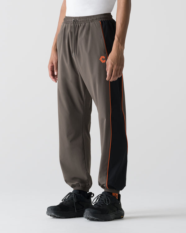 CRONOS FLOW SHELL PANTS【BROWN】