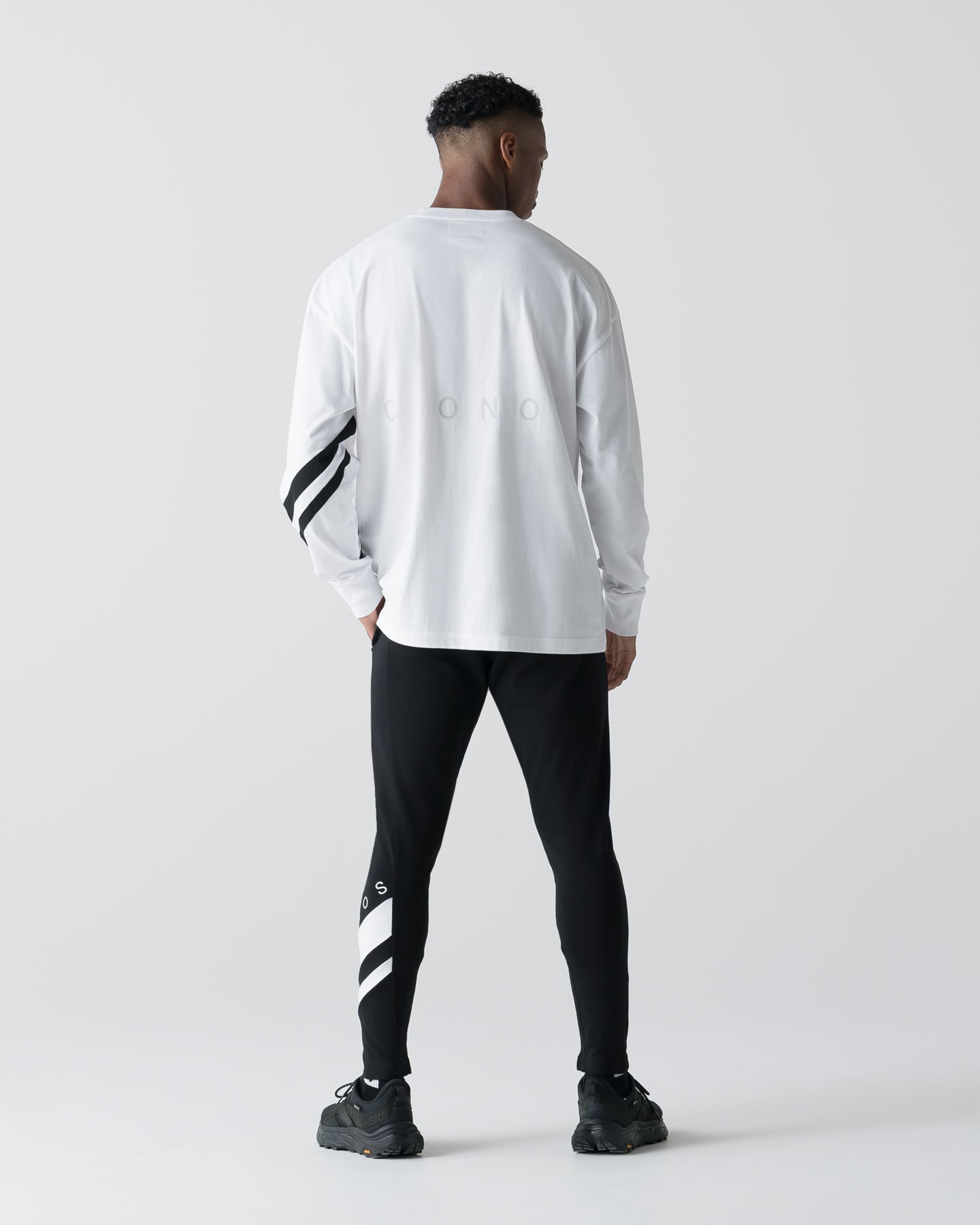 CRONOS VECTOR LINE SKINNY PANTS【BLACK】