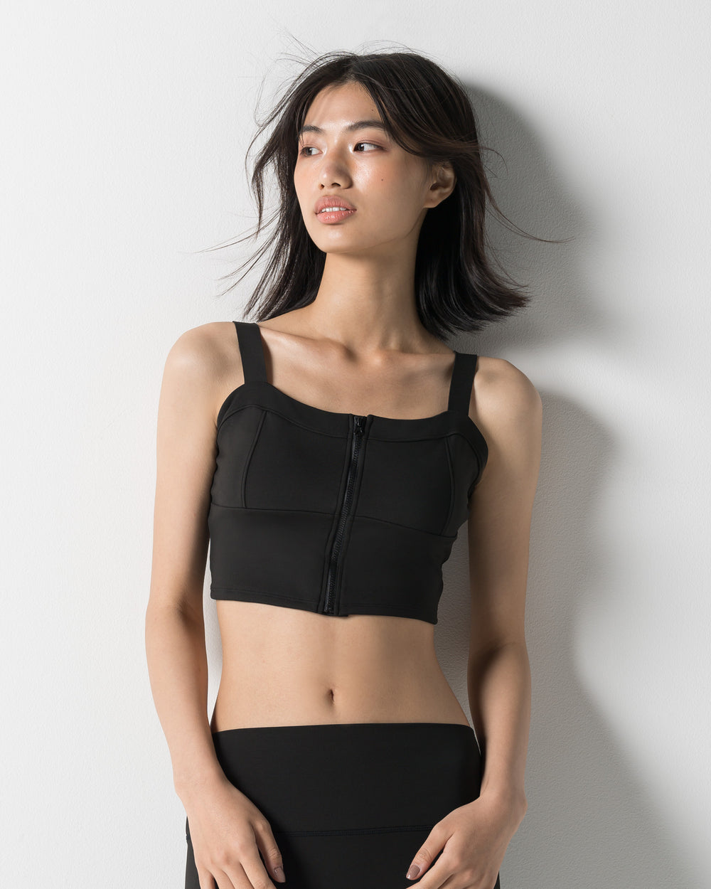 CRONOS WOMEN ADAPT BRA TOP [BLACK]