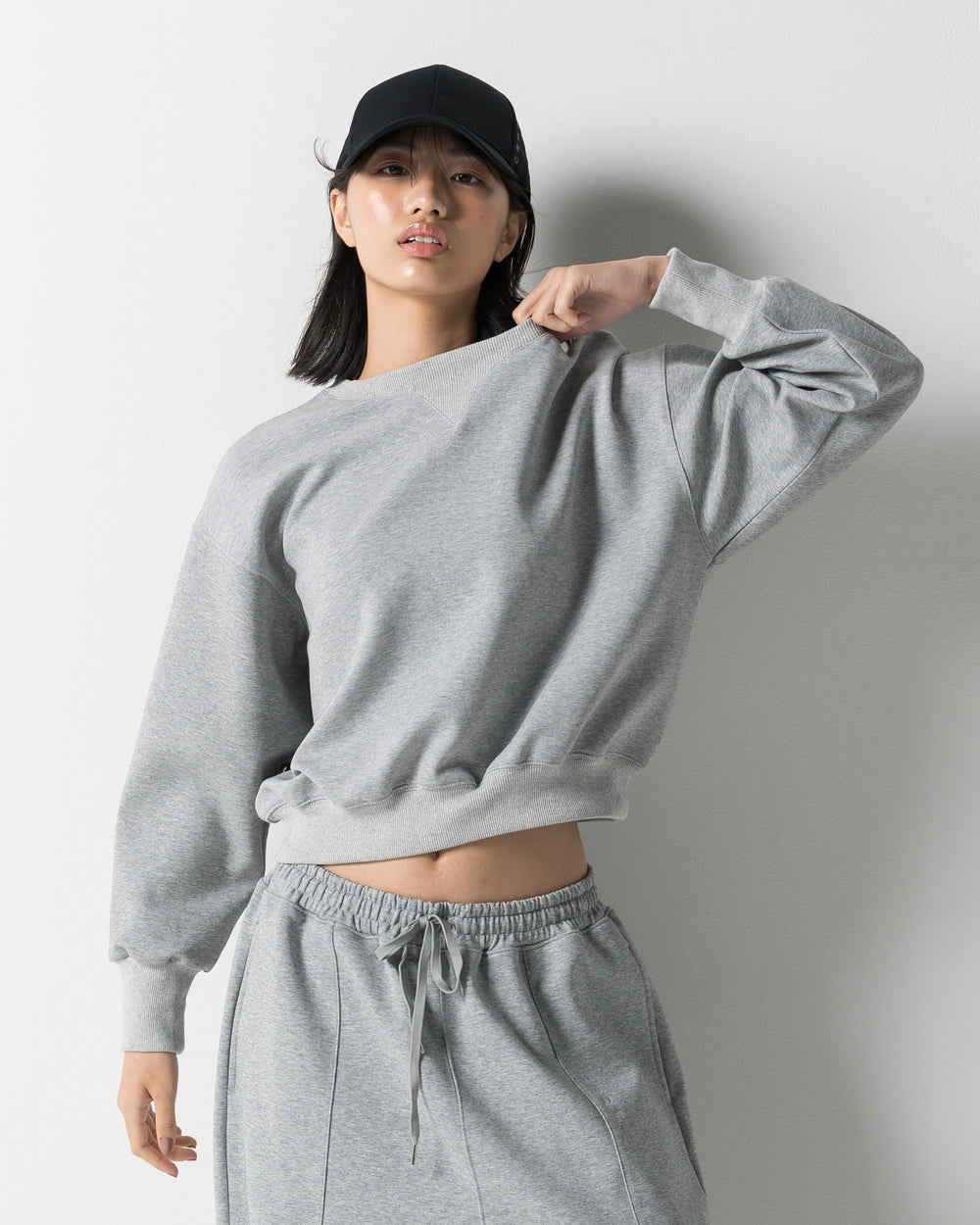 CRONOS WOMEN'S LIGHTWEIGHT CREW SWEATSHIRT 【GRAY】