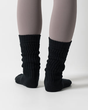 CRONOS WOMEN LOOSE PILE SOCKS【BLACK】