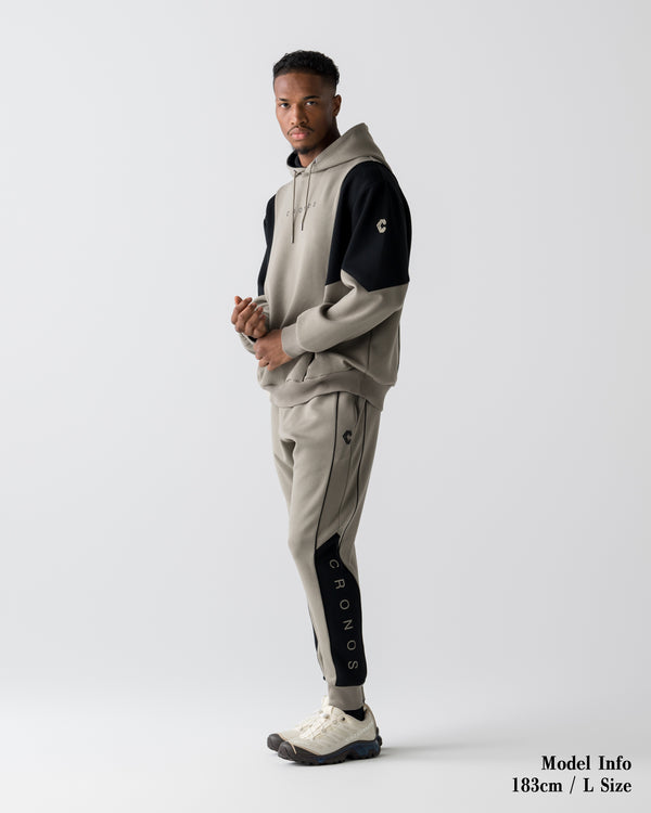 CRONOS ANGLE HOODIE【TAUPE】