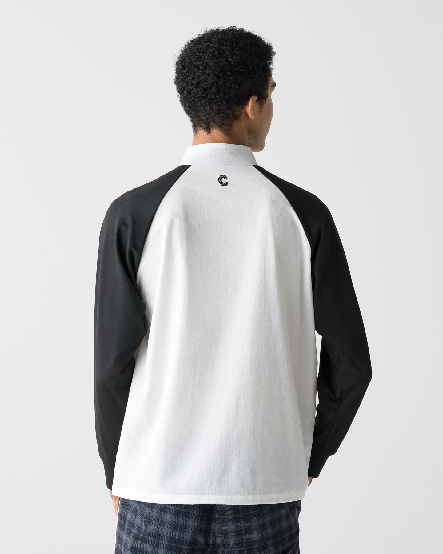 CRONOS BLACK HALF ZIP L/S MOCK NECK【WHITE】