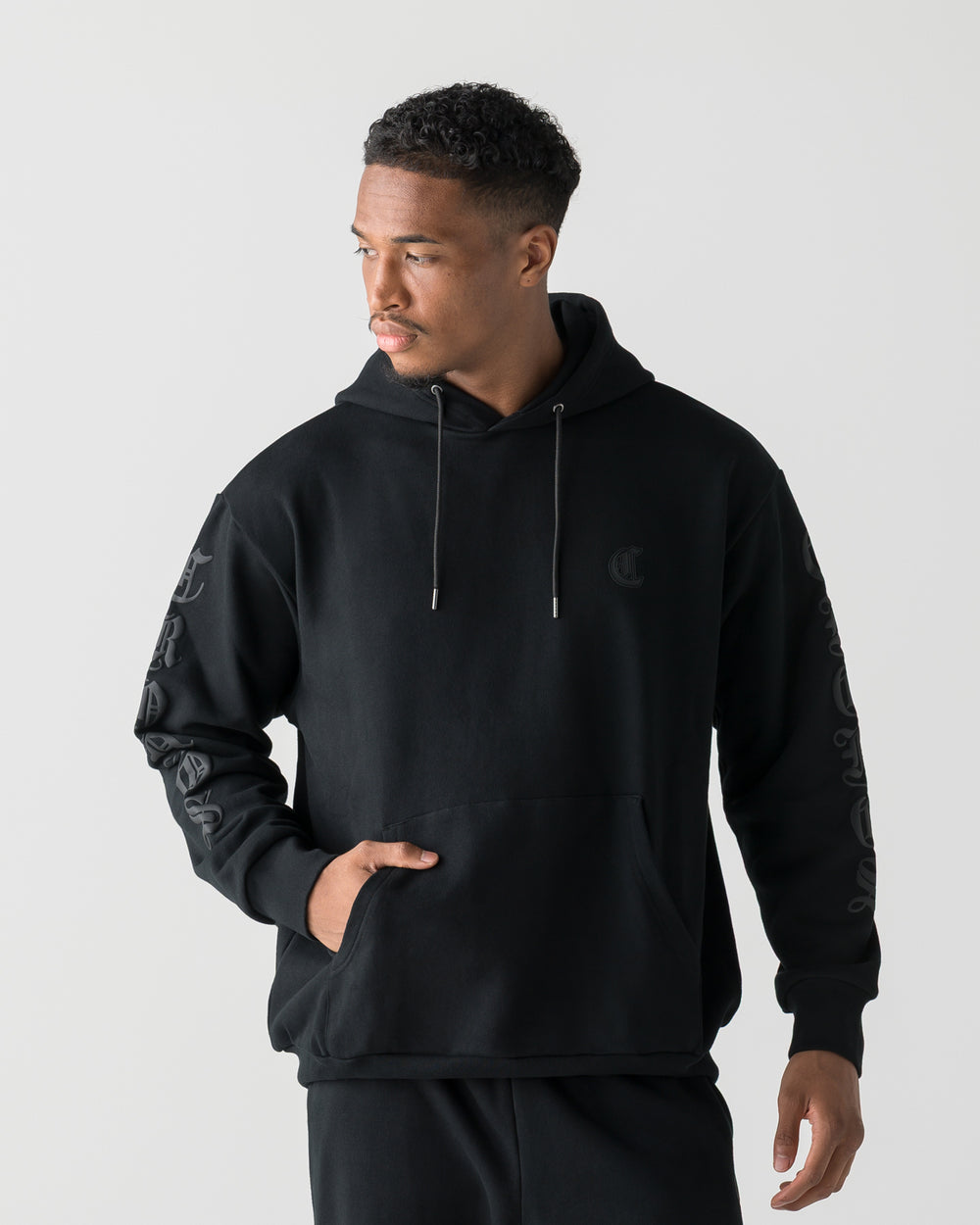 CRONOS BLACKLETTER SOFT MOTION HOODIE【BLACK】
