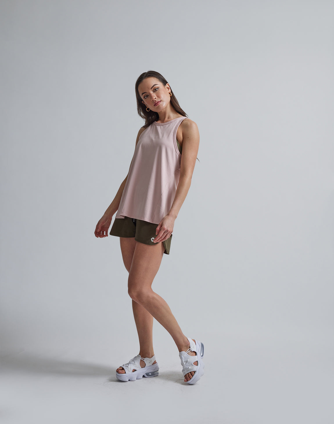 CRONOS WOMEN NYLON SHORTS [KHAKI] – クロノス CRONOS Official