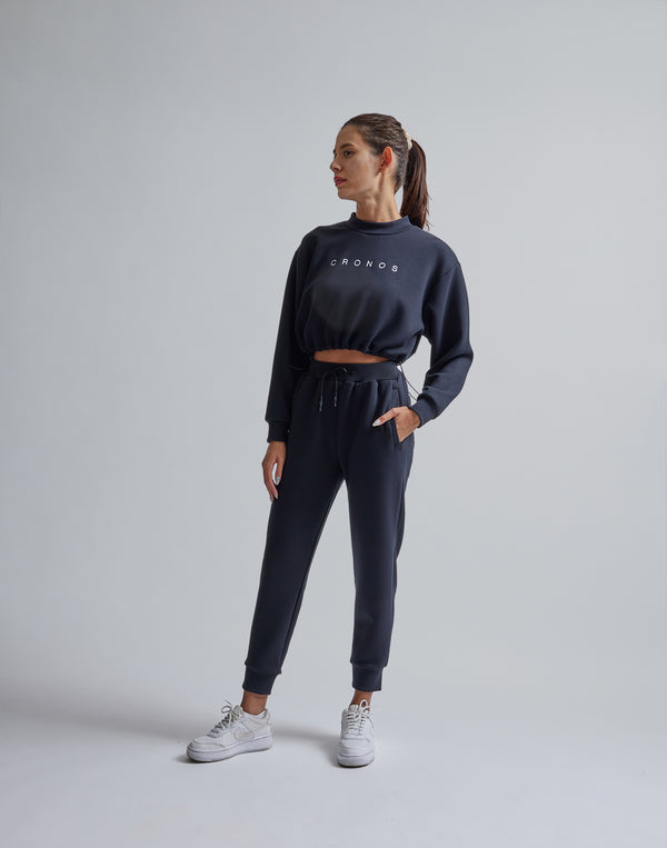 CRONOS WOMEN HIGH NECK SHORT SWEAT TOP [BLACK]