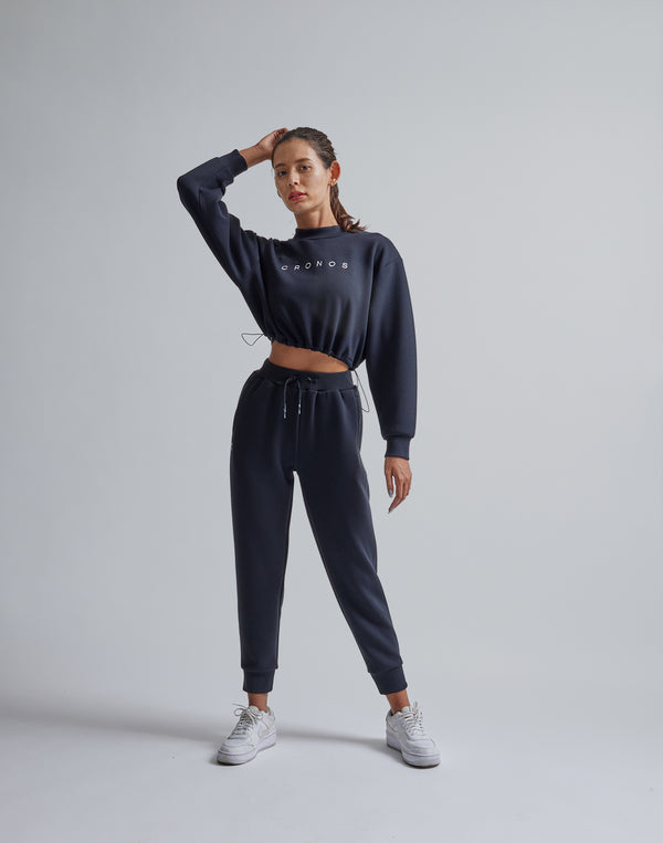 CRONOS WOMEN HIGH NECK SHORT SWEAT TOP [BLACK]