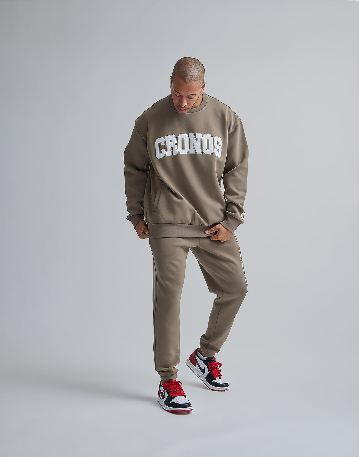 CRONOS STITCH LOGO SWEAT TOP – クロノス CRONOS Official Store