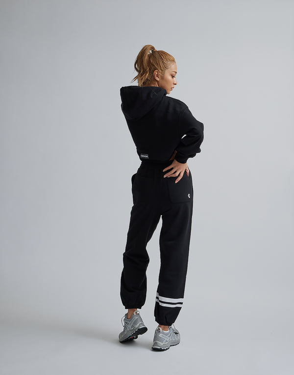 CRONOS WOMEN LOGO SHORT HOODIE【BLACK】
