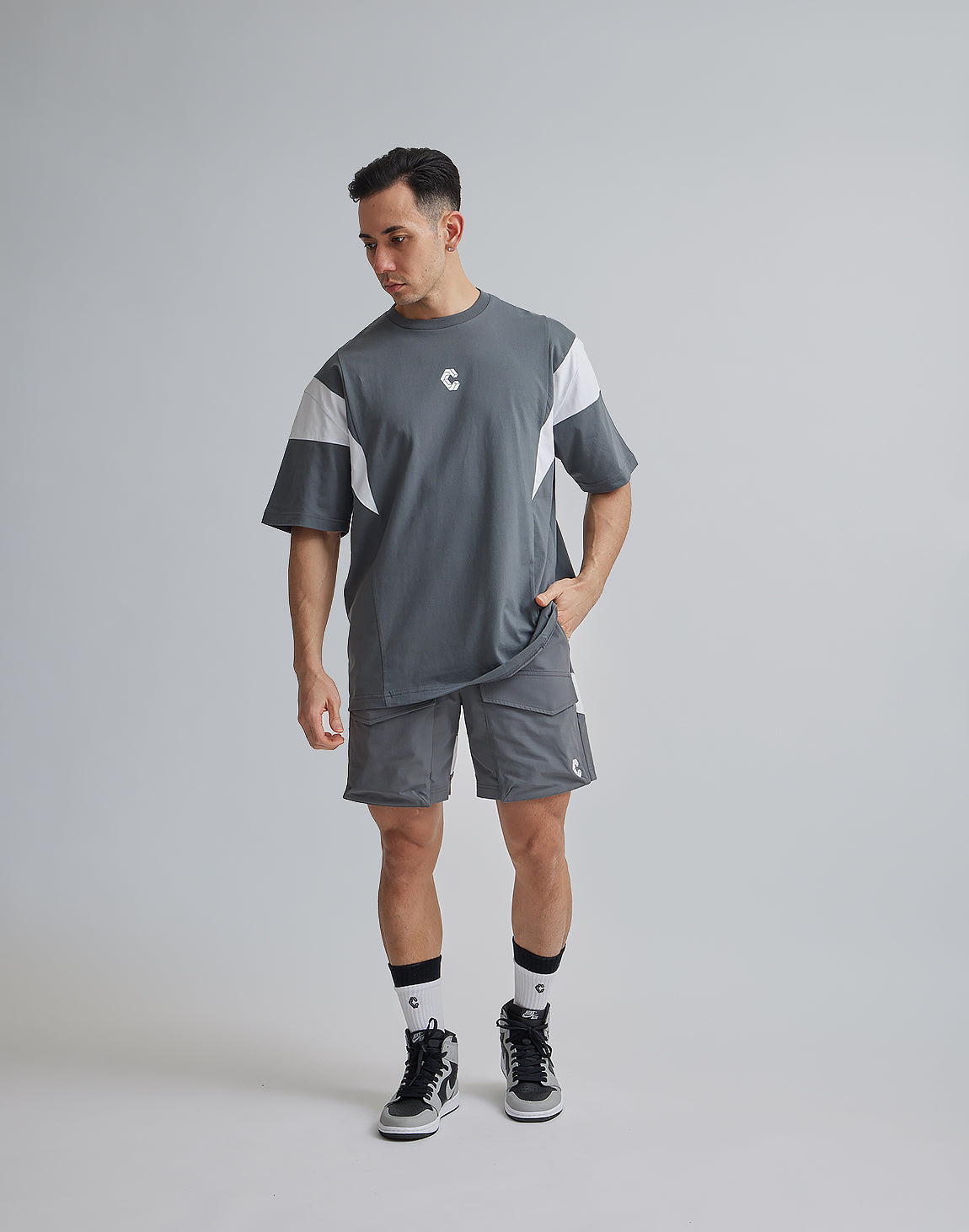 CRONOS BACK LOGO OVERSIZE T-SHIRTS【D.GRAY】 – クロノス