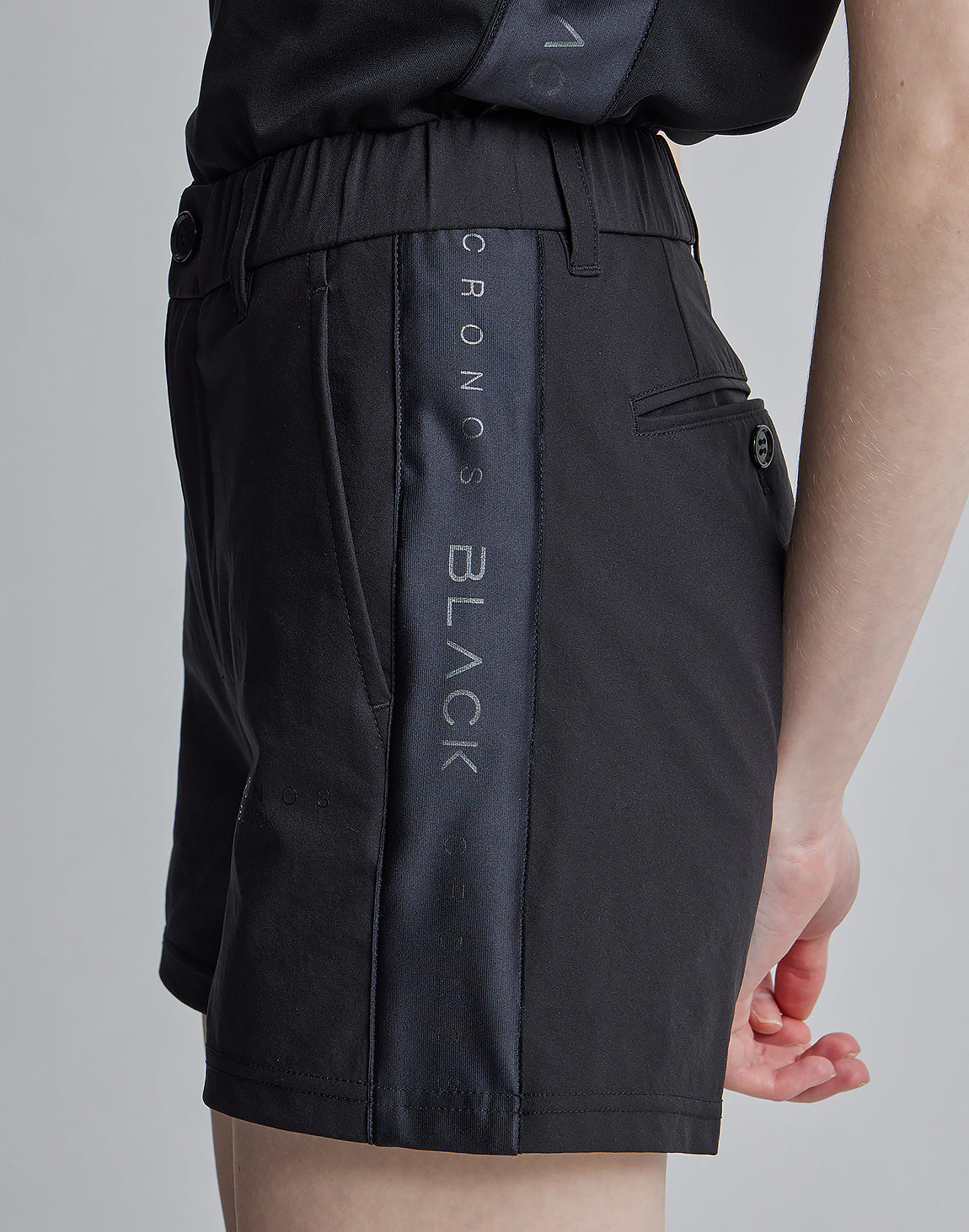 CRONOS BLACK SIDE LINE SHORTS【KHAKI】