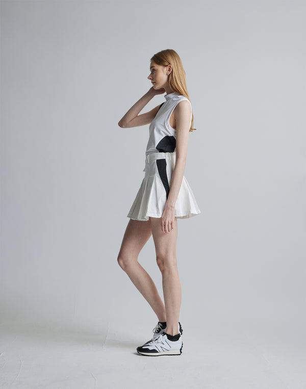 CRONOS BLACK MOCK NECK SLEEVELESS [WHITE×BLACK]
