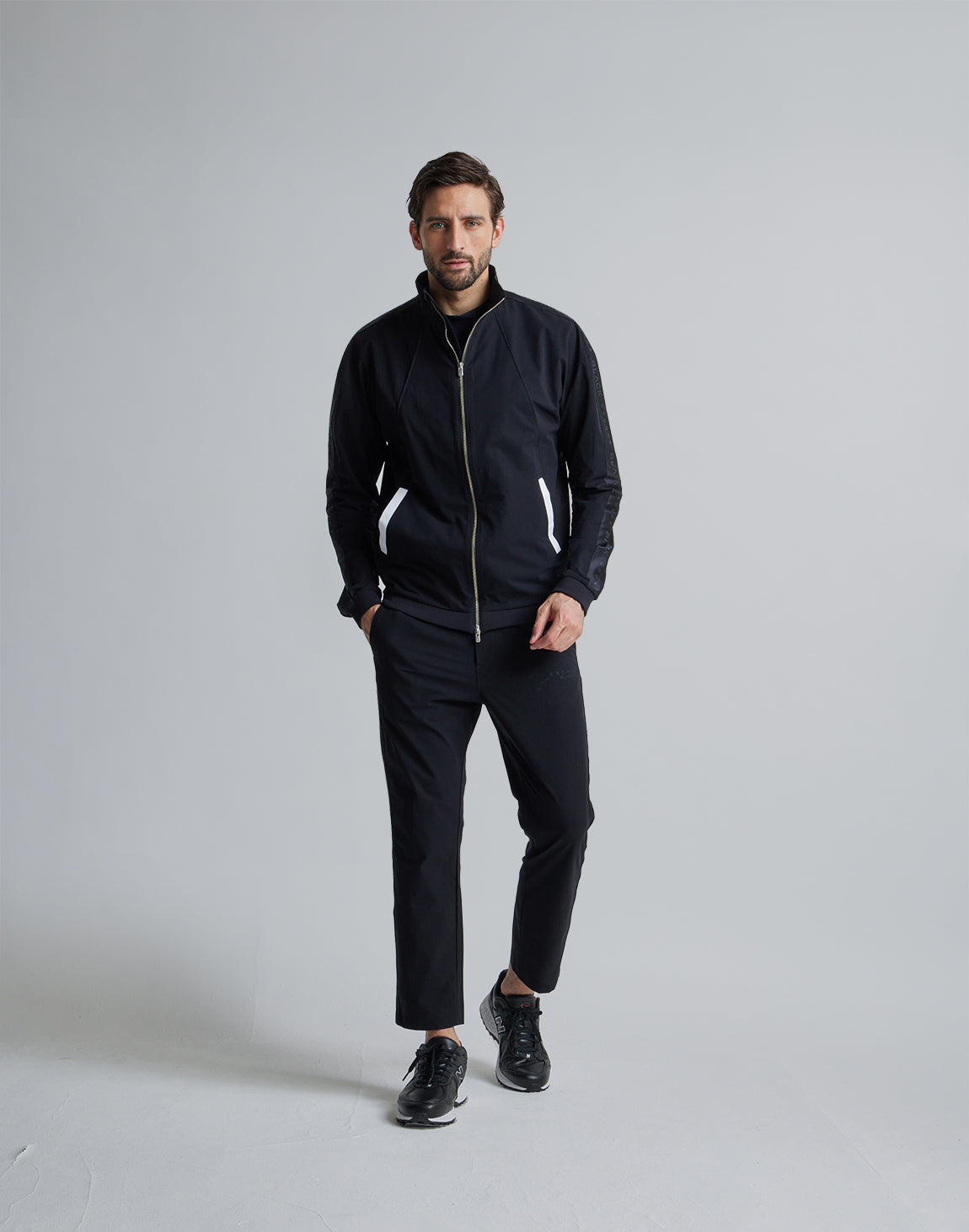 CRONOS BLACK SIDE LINE BRAKER【BLACK】