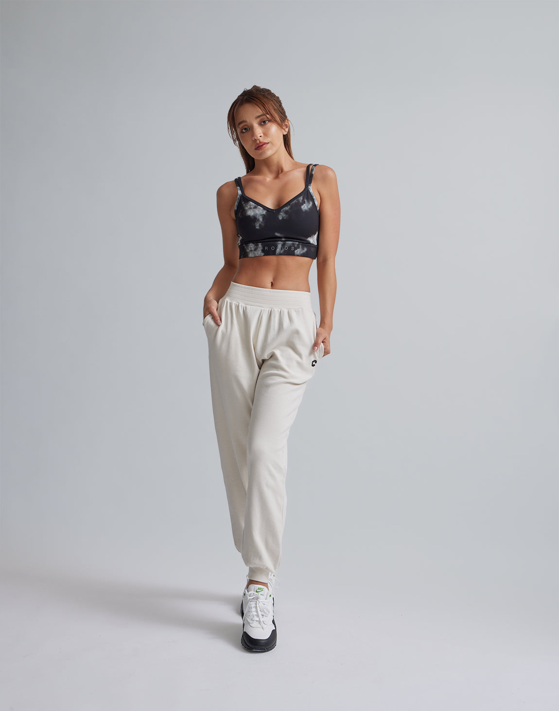 CRONOS WOMEN RELAXING JOGGER PANTS – クロノス CRONOS Official Store