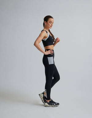 CRONOS WOMEN SPORTS MESH BRA【BLACK×WHITE】