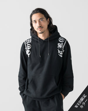 CRONOS BLACKLETTER SOFT MOTION HOODIE CROSS【BLACK×SILVER】