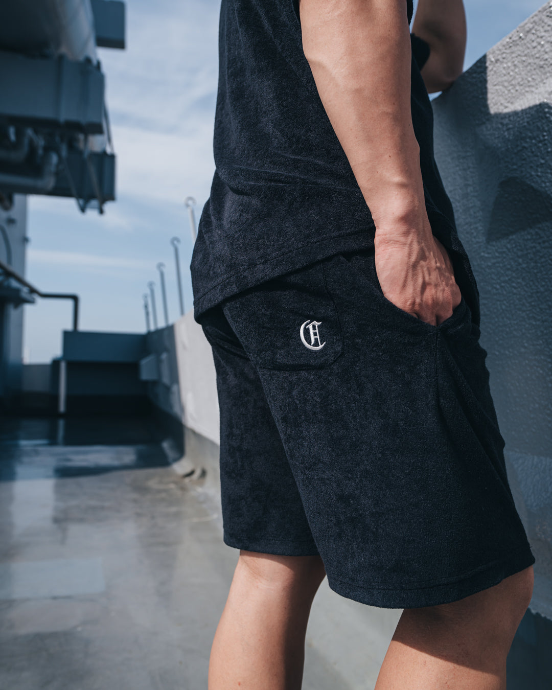 CRONOS Bamboo Pile shorts【OFF BLACK】 – クロノス CRONOS