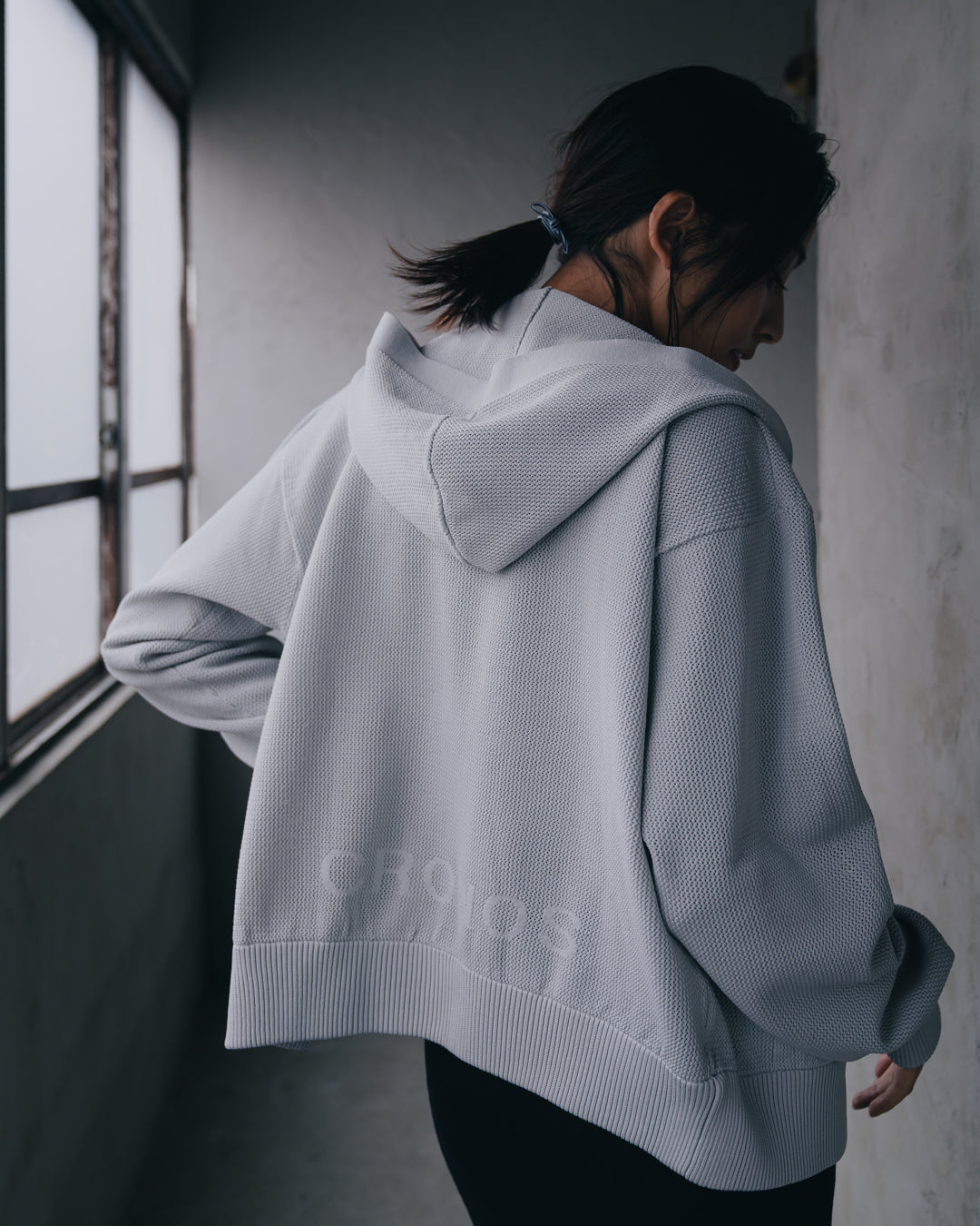 CRONOS WOMEN Summer Mesh Knit Zip Hoodie【GRAY】 – クロノス