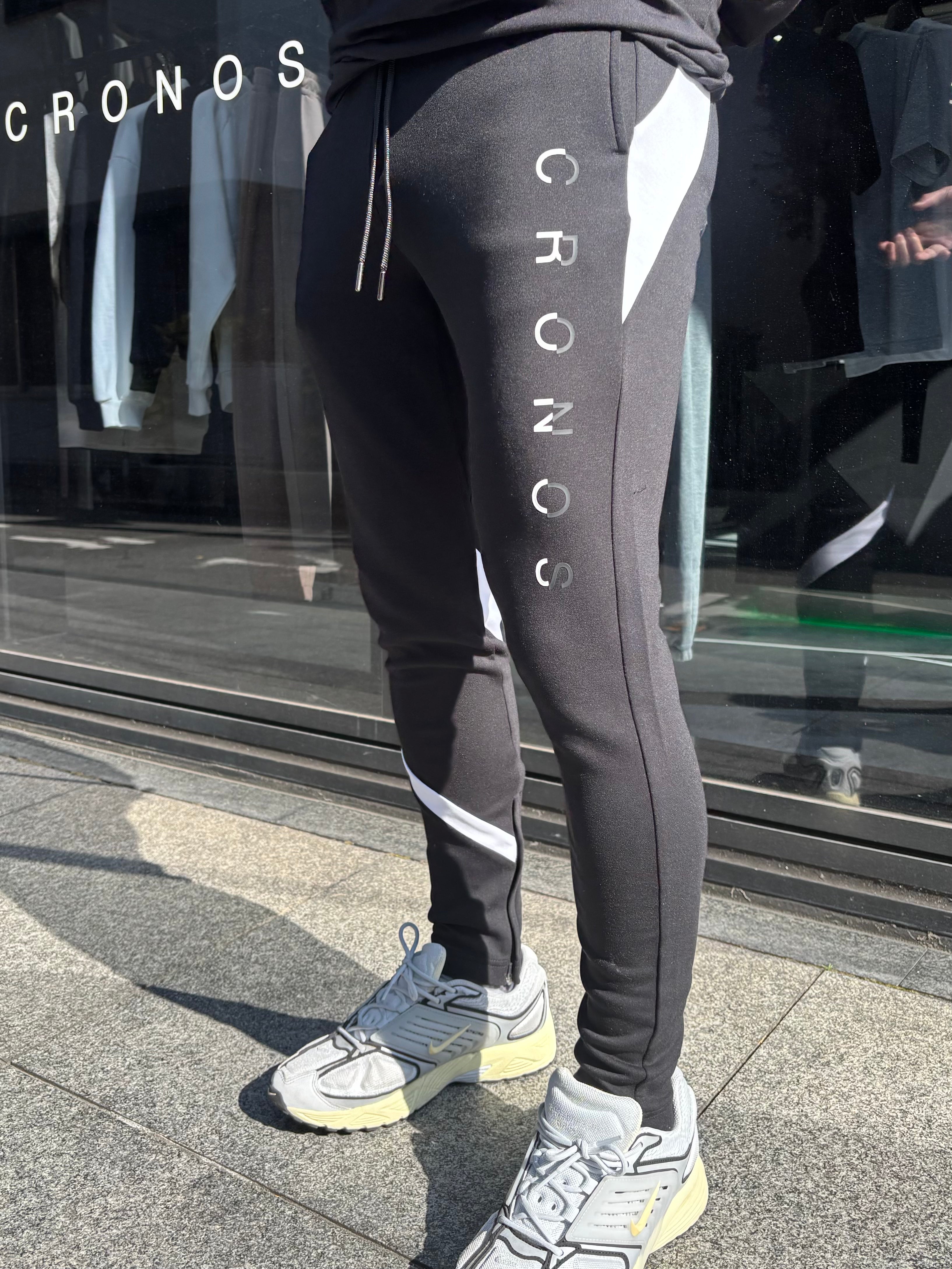 CRONOS FUKUOKA STAFF