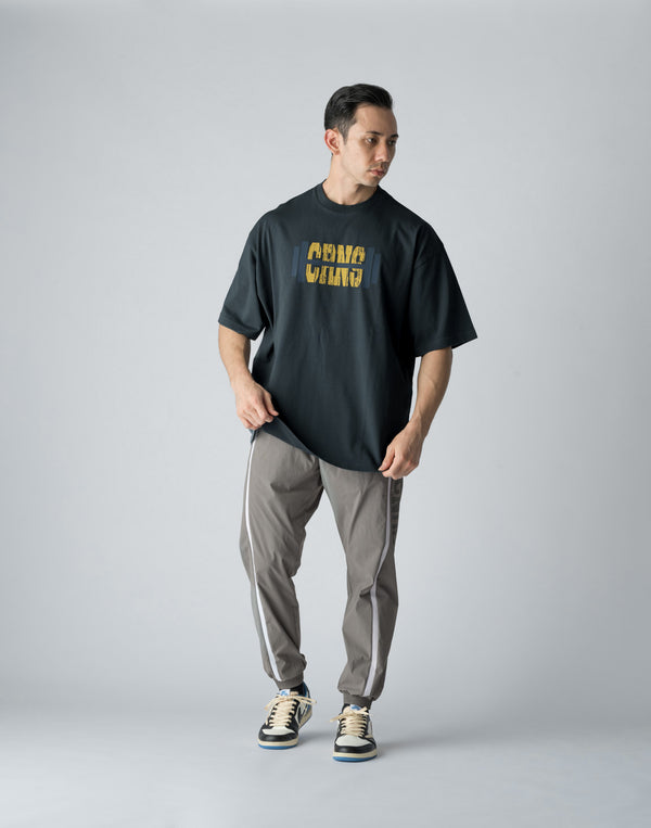 CRONOS DUMBBELL MOTIF PRINT T-SHIRT【S.NAVY】